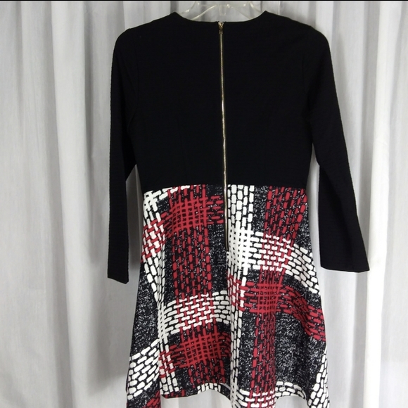 RePosh: NWT Yujia Red & Black Plaid Midi Dress - Picture 2 of 5